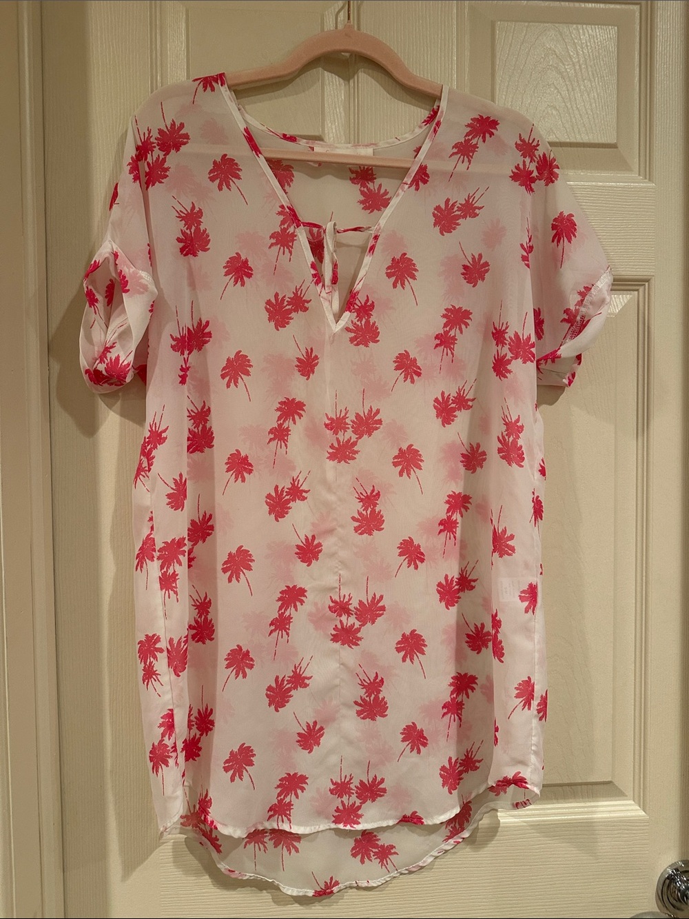 Francesca's Collections White Tunic with Pink Palm Print